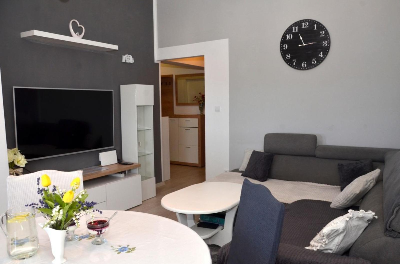 Diana Apartment *